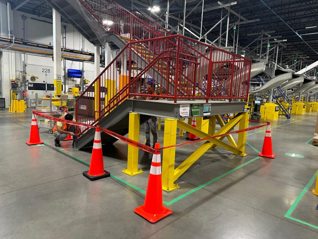 Warehouse Maintenance Service